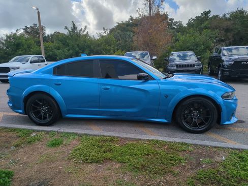 Used 2023 Dodge Charger SRT Hellcat w/ Harman/Kardon Audio Group image 5