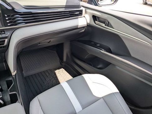 Used 2026 Toyota Camry SE FWD image 16