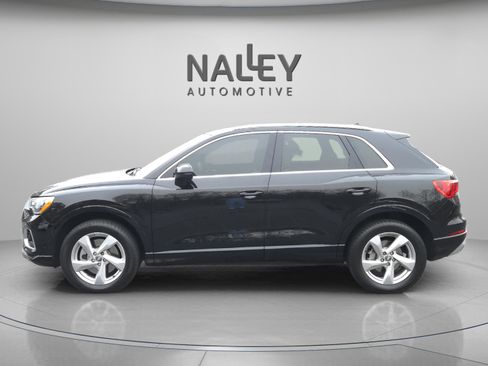 Used 2020 Audi Q3 2.0T Premium image 2