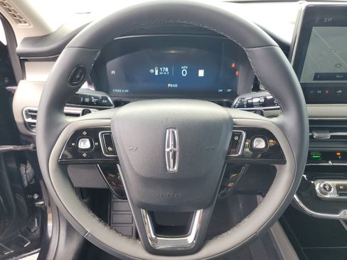 Certified 2024 Lincoln Corsair FWD image 14