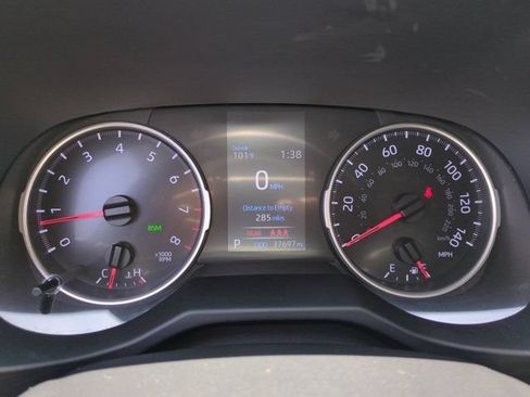 Used 2022 Toyota RAV4 XLE Premium FWD image 23