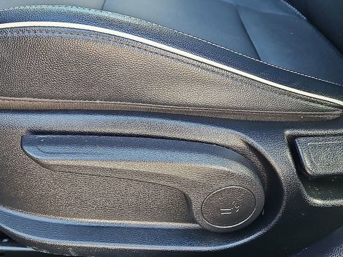 Used 2023 Kia Forte GT-Line w/ GT-Line Technology Package FWD image 18