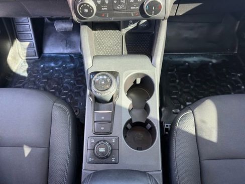 Used 2023 Ford Bronco Sport Badlands image 18