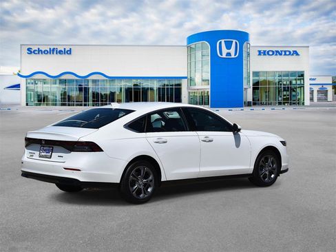 New 2026 Honda Accord EX-L image 3