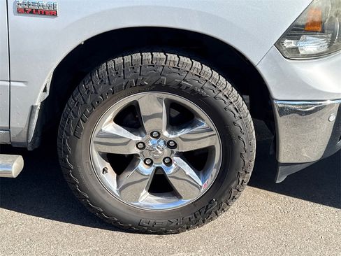 Used 2017 RAM 1500 Big Horn image 15