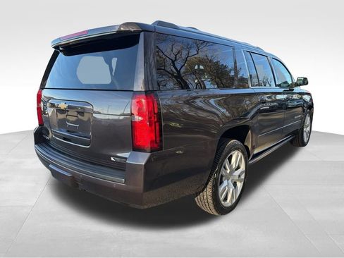 Used 2017 Chevrolet Suburban Premier image 5