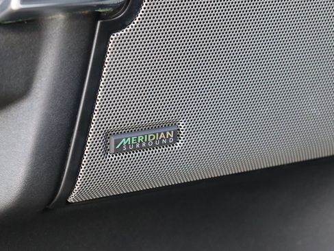 Used 2016 Land Rover LR4 HSE Silver Edition image 45