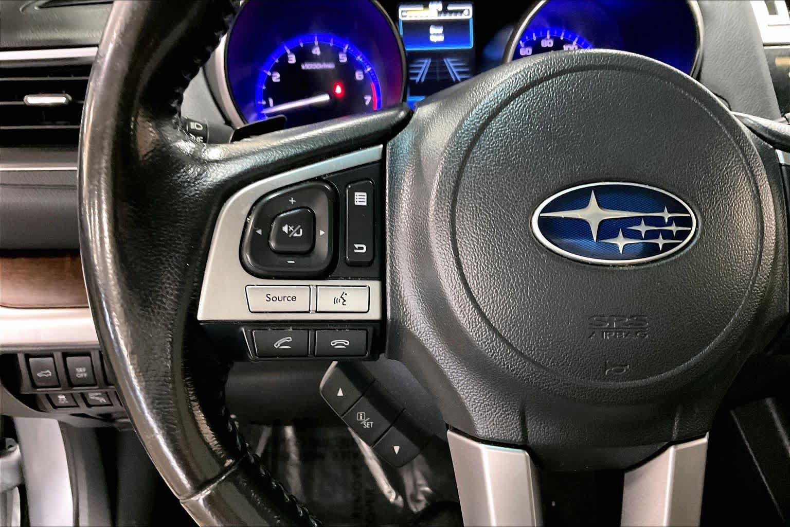 Used 2016 Subaru Outback 3.6R Limited AWD/4WD image 24