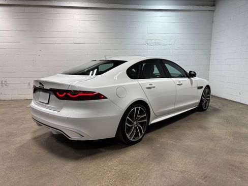Used 2024 Jaguar XF R-Dynamic SE AWD/4WD image 6