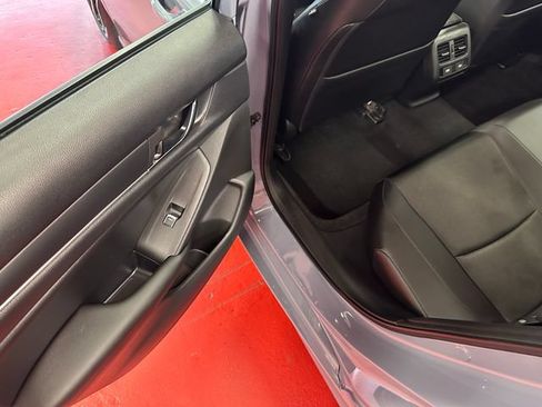 Used 2022 Honda Accord Sport image 12