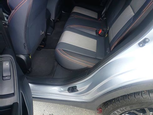 Used 2018 Subaru Crosstrek 2.0i Premium AWD/4WD image 16
