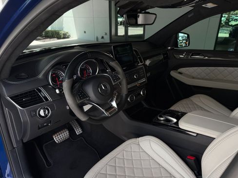 Used 2019 Mercedes-Benz GLE 63 AMG S image 33