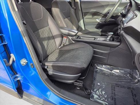 Used 2021 Nissan Kicks SV image 18