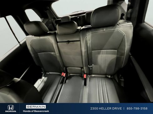 Used 2022 Volkswagen Tiguan SE R-Line FWD image 24