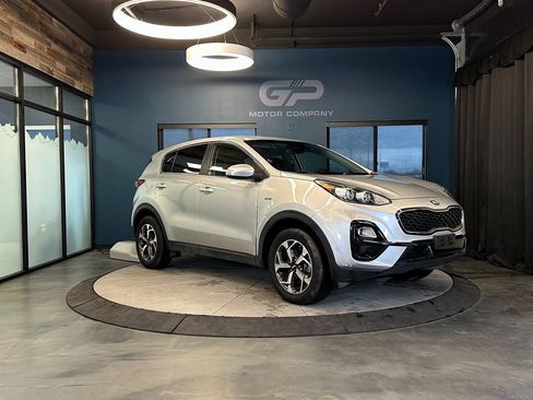 Used 2020 Kia Sportage LX AWD/4WD image 1