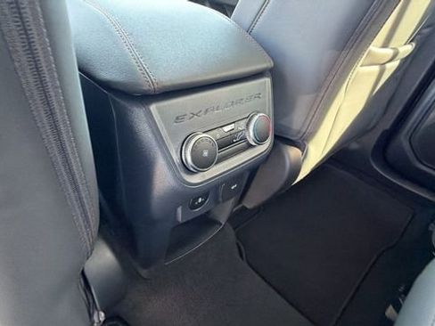 New 2026 Ford Explorer Active w/ Active Comfort Package image 17