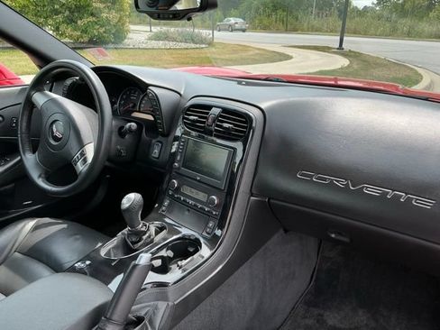Used 2008 Chevrolet Corvette Z06 w/ Preferred Equipment Group RWD image 16