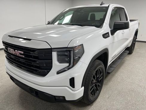 Used 2024 GMC Sierra 1500 Elevation image 4