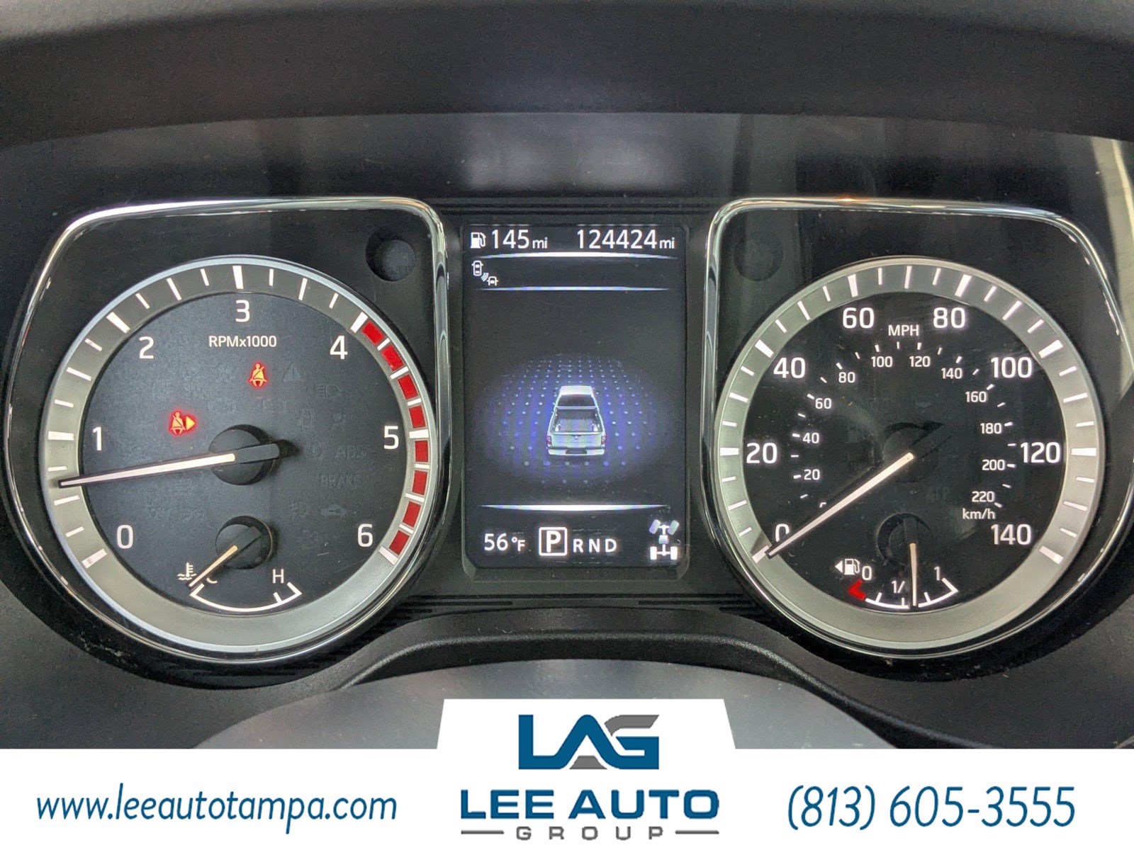 Used 2017 Nissan Titan SV AWD/4WD image 25