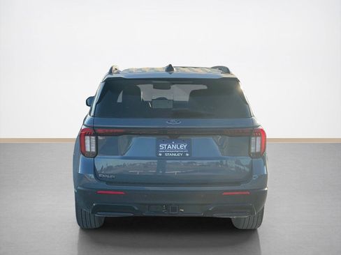 New 2026 Ford Explorer ST-Line w/ ST-Line Street Pack image 6