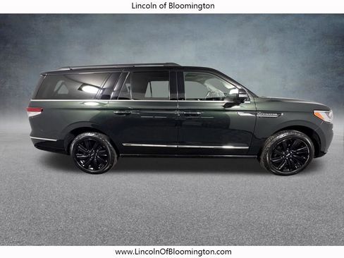 Certified 2022 Lincoln Navigator L Black Label AWD/4WD image 9
