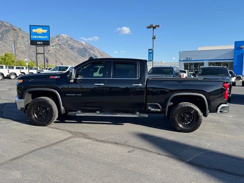 Used 2022 Chevrolet Silverado 2500 LTZ w/ LTZ Plus Package AWD/4WD image 12