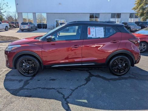Used 2023 Nissan Kicks SR w/ SR Premium Package image 4