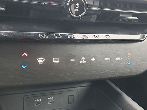 Certified 2025 Nissan Murano SV image 15