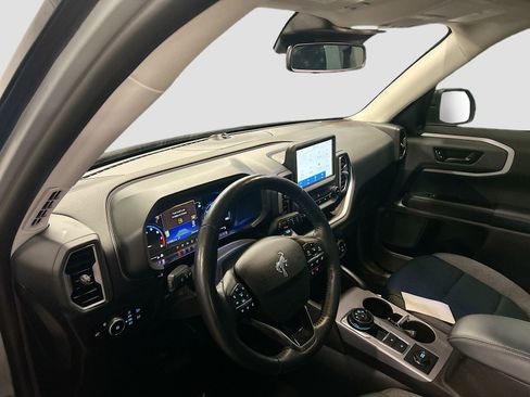 Used 2023 Ford Bronco Sport Outer Banks w/ Tech Package image 9