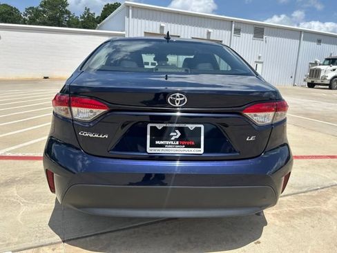 Used 2024 Toyota Corolla LE FWD image 5