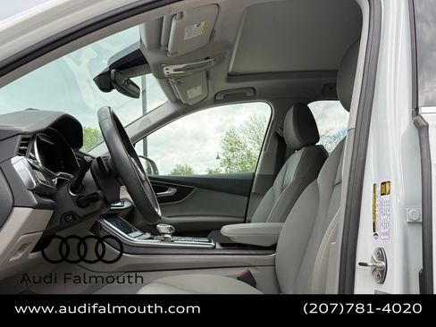 Used 2022 Audi Q7 3.0T Premium Plus w/ Premium Plus Package AWD/4WD image 34