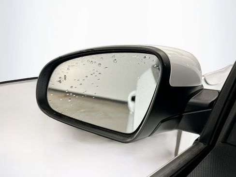 Used 2023 Hyundai Kona SE w/ Cargo Package image 16