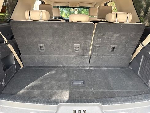 Used 2023 Ford Expedition XLT RWD image 24