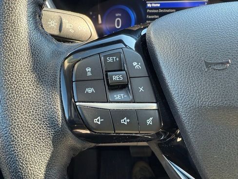 Used 2021 Ford Escape Titanium w/ Class II Trailer Tow Package image 18