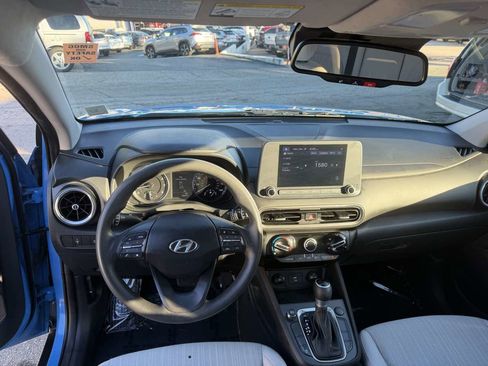 Used 2023 Hyundai Kona SEL image 15