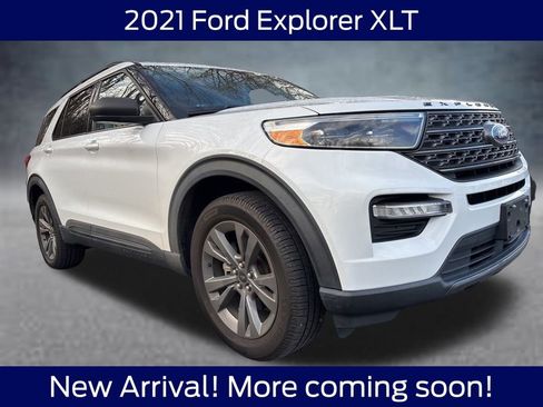 Used 2021 Ford Explorer XLT w/ Equipment Group 202A image 1