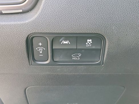 Used 2023 Kia Sorento EX image 32