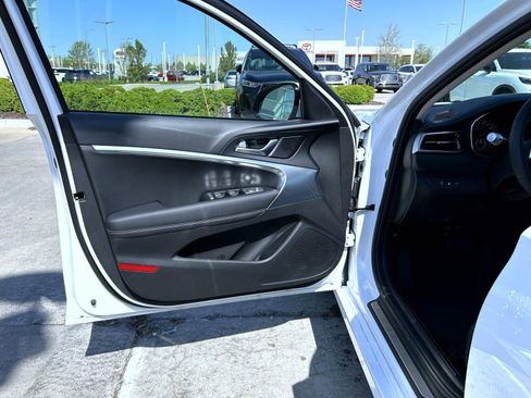 Used 2026 Genesis G70 2.5T AWD/4WD image 9