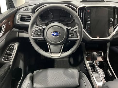 Certified 2025 Subaru Ascent Touring AWD/4WD image 16