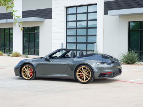 Used 2021 Porsche 911 Carrera S w/ Premium Package RWD image 6
