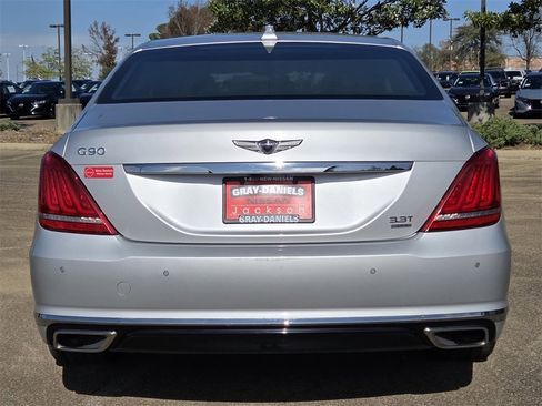 Used 2018 Genesis G90 3.3T Premium image 5