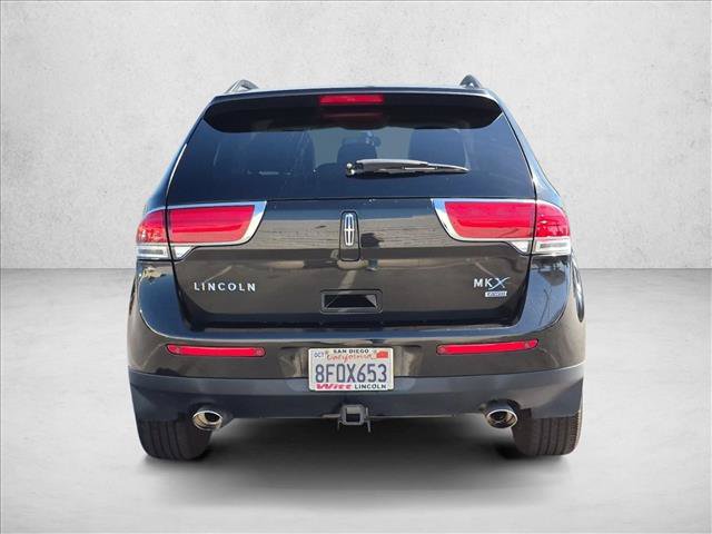 Used 2013 Lincoln MKX AWD w/ Class II Trailer Tow Pkg image 6