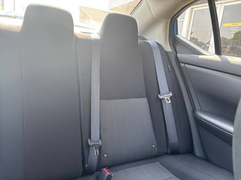 Used 2025 Nissan Sentra SV FWD image 30