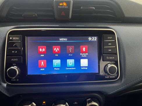 Used 2025 Nissan Versa SV FWD image 12
