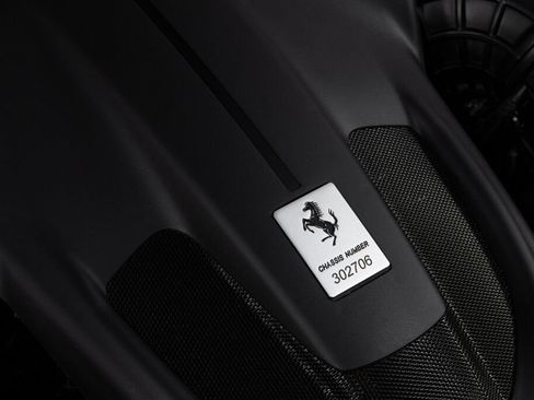 Used 2024 Ferrari Roma RWD image 25