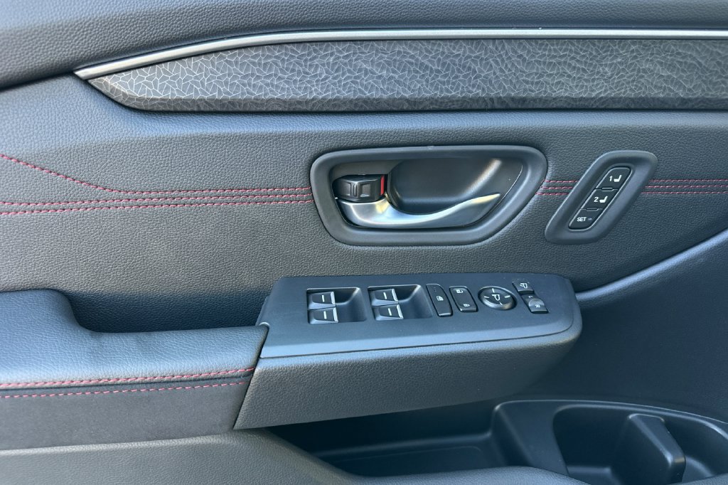 New 2026 Honda Pilot Black Edition image 11