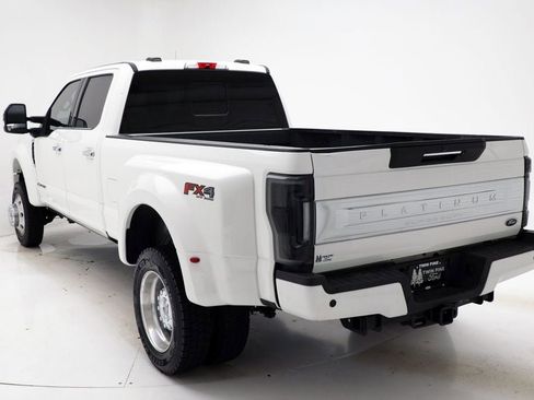 Used 2021 Ford F450 Platinum w/ FX4 Off-Road Package image 8