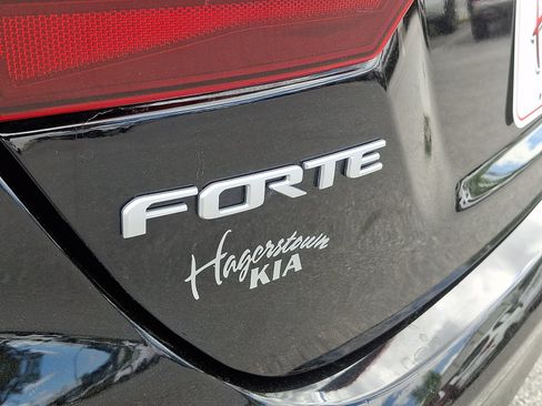 Used 2023 Kia Forte LXS FWD image 32