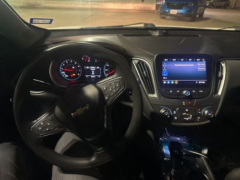 Used 2020 Chevrolet Malibu LS image 11