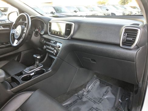 Used 2020 Kia Sportage EX FWD image 25